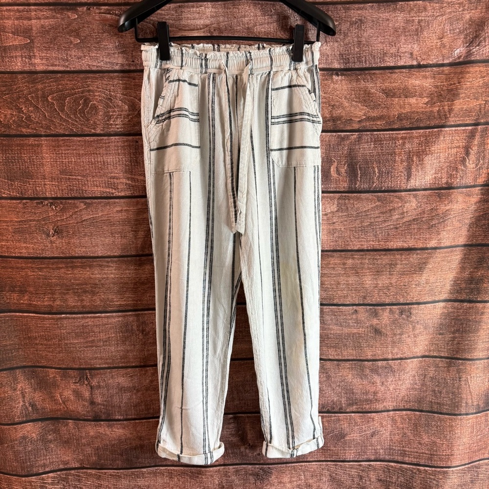 Sincerely Jules Cream and Black Striped Cropped Pants